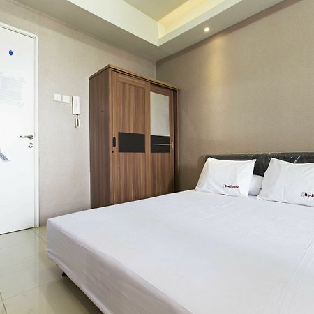 Reddoorz Apartment @ Pegangsaan Kelapa Gading Jakarta Exterior photo