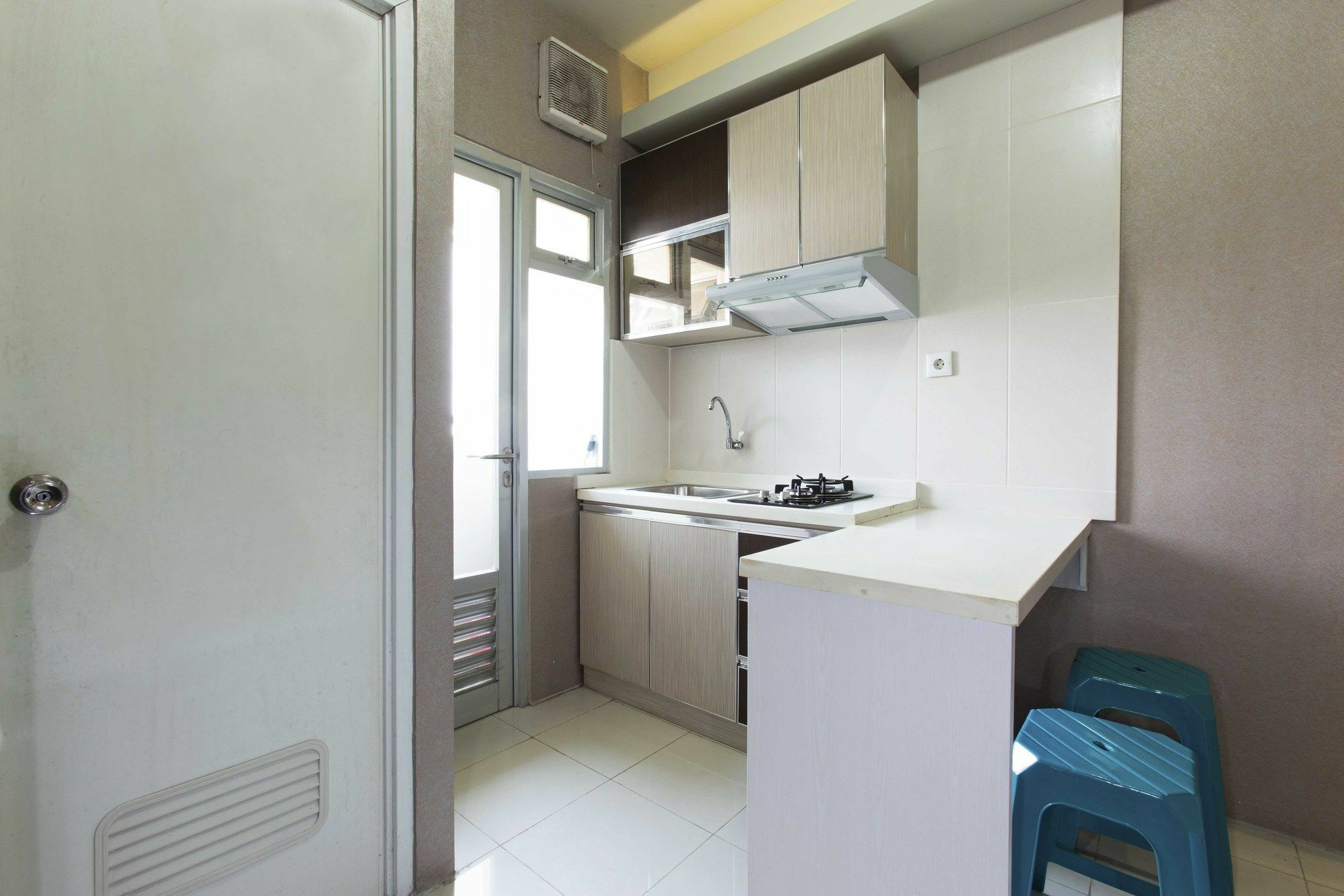 Reddoorz Apartment @ Pegangsaan Kelapa Gading Jakarta Exterior photo