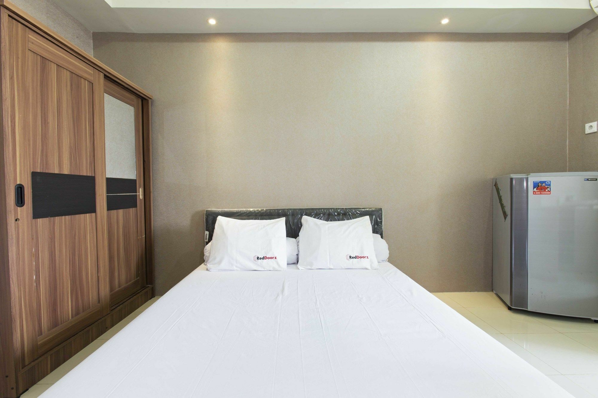 Reddoorz Apartment @ Pegangsaan Kelapa Gading Jakarta Exterior photo